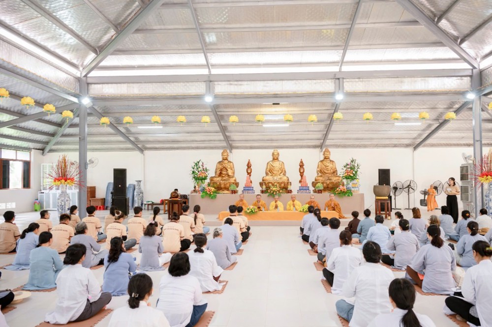 Đồng Nai: Khai mạc khóa tu “An nhiên từng phút giây” lần thứ 4