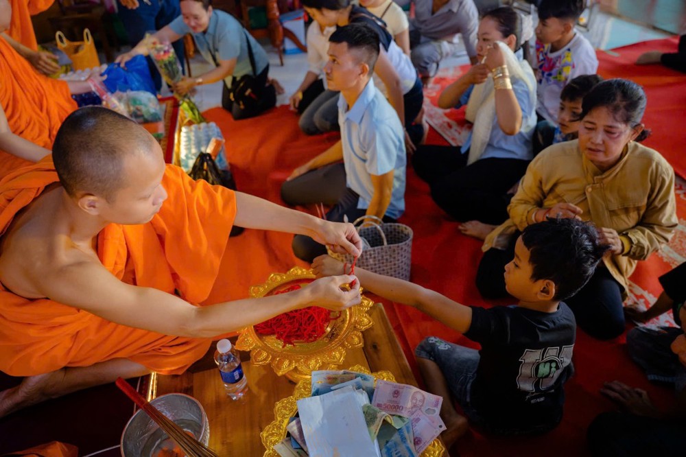 TP.HCM: Người lao động Khmer xa quê đón Tết Chôl Chnăm Thmây tại chùa Tông Kim Quang