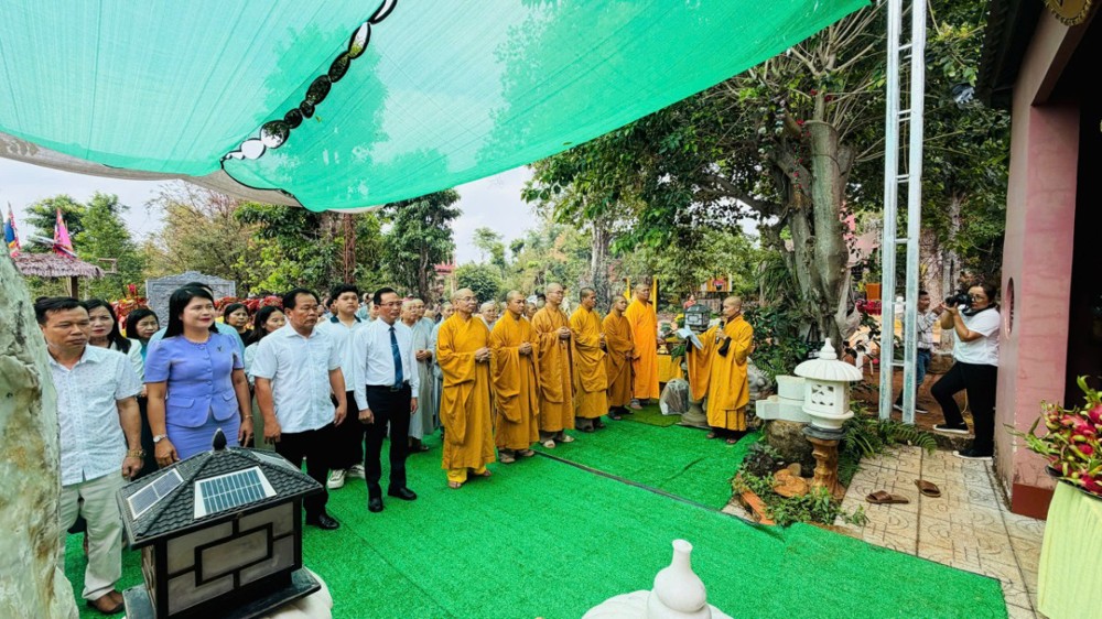 TP.HCM: Tổ đình Đức Bổn A Lan Nhã trang nghiêm tổ chức Lễ giỗ Tổ Hùng Vương, dâng hương tưởng niệm anh hùng dân tộc