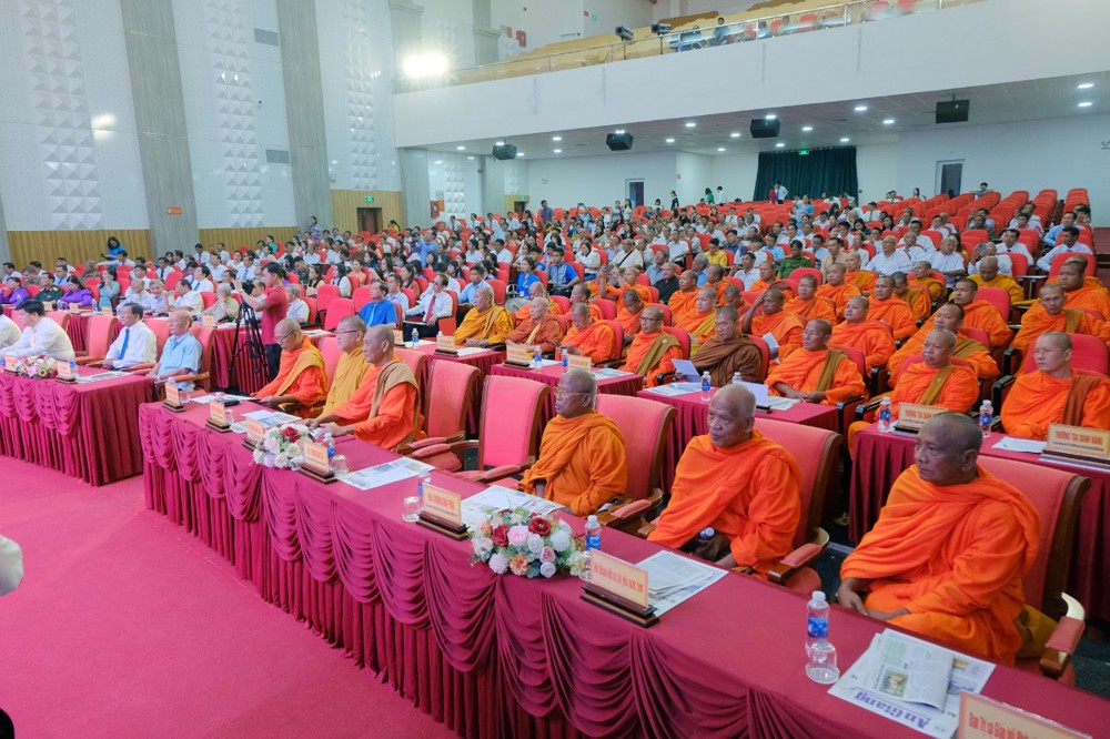 An Giang: Họp mặt mừng Tết cổ truyền Chôl Chnăm Thmây năm 2026