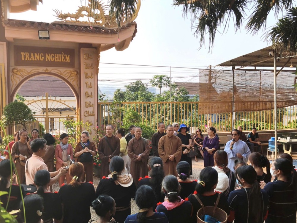 TP.HCM: Chùa Liên Trì trao 350 phần quà từ thiện tại Lâm Đồng