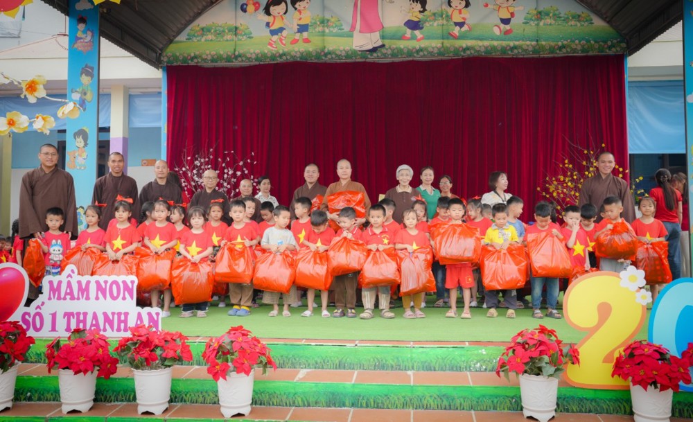 Tu viện Khánh An - Hành trình 4 ngày gieo mầm yêu thương tại Điện Biên 