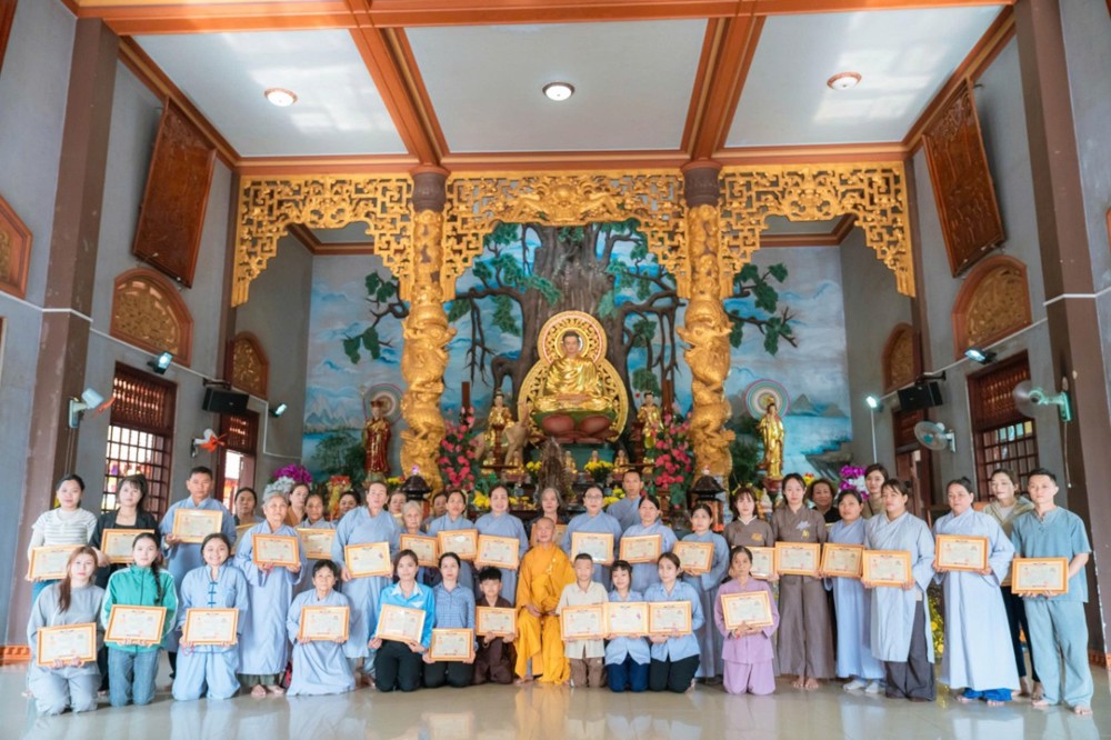 Đắk Lắk: Trang nghiêm lễ Quy y Tam Bảo tại Tổ đình Bảo Lâm