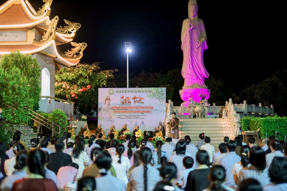 Lâm Đồng: Câu lạc bộ Phật giáo Miền Nguyên Hương tổ chức đêm thiền trà mừng khánh đản Bồ Tát Quán Thế Âm và khai giảng lớp giáo lý căn bản 2