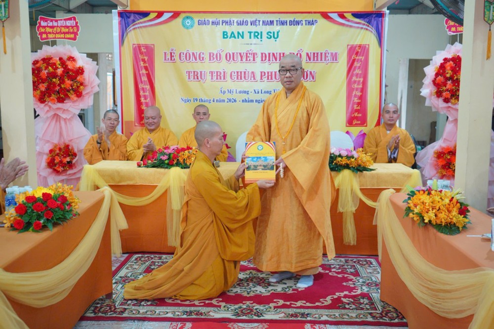 Đồng Tháp: Lễ công bố quyết định bổ nhiệm trụ trì chùa Phước Sơn, xã Long Tiên