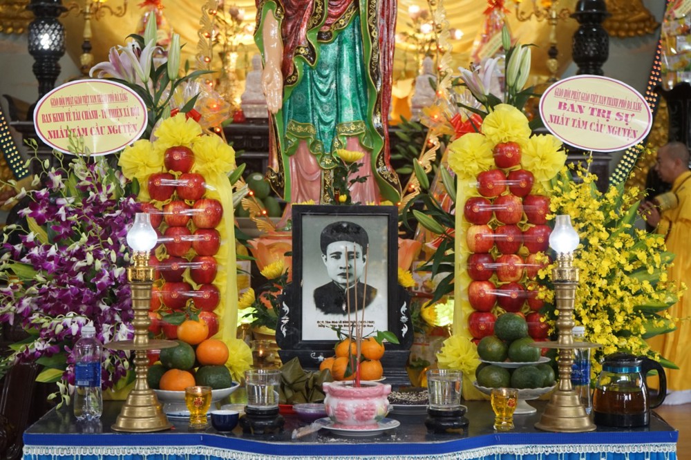 Đà Nẵng: Lễ húy nhật cư sĩ Tâm Minh Lê Đình Thám và hiệp kỵ đoàn viên quá cố Gia đình Phật tử