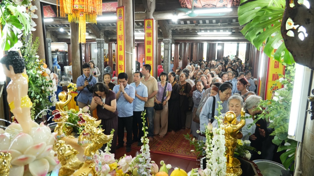 Hân hoan đại lễ Phật đản PL.2570 của Ban Đại diện Phật giáo liên phường xã Thanh Trì