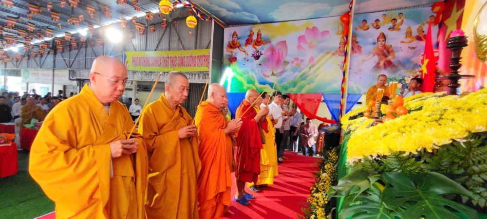 Cà Mau: Ban Trị sự GHPGVN tỉnh trang nghiêm Đại lễ Phật đản PL.2570 và kỷ niệm 45 năm thành lập Phật giáo tỉnh tại Tổ đình chùa Quan Âm (Phật Tổ)
