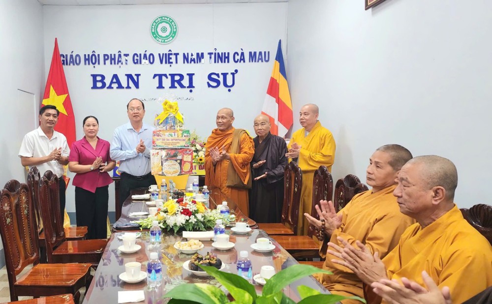 Cà Mau: Bí thư Nguyễn Hồ Hải thăm Ban Trị sự và chúc mừng Đại lễ Phật đản PL.2570 - DL.2026