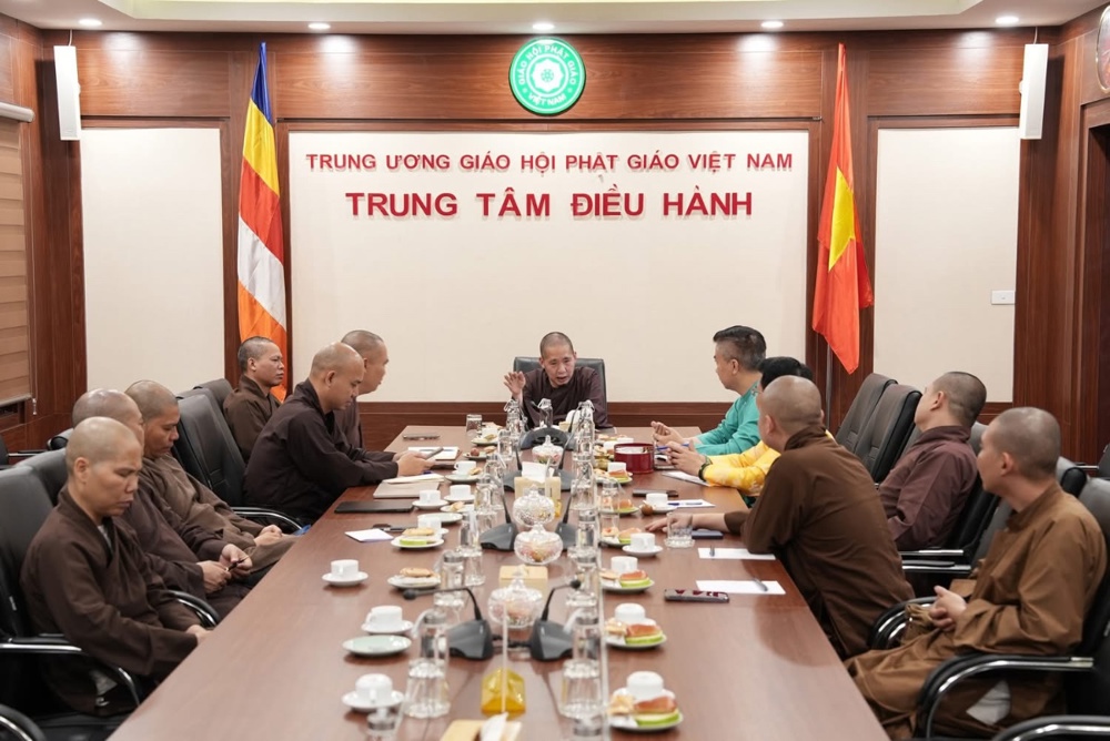 Văn phòng Trung ương Giáo hội họp bàn công tác chuẩn bị Đại lễ Phật đản PL.2570 tại Chùa Quán Sứ