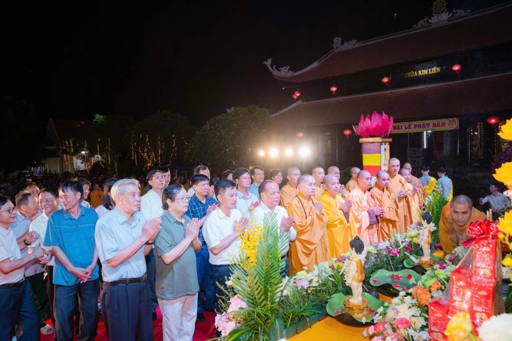 Thanh Hóa: Hàng nghìn người tham dự Đại lễ Phật đản PL. 2570 - DL.2026 tại chùa Kim Liên