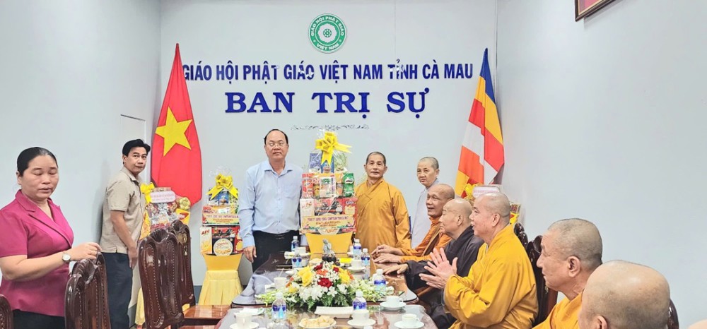 Cà Mau: Bí thư Nguyễn Hồ Hải thăm Ban Trị sự và chúc mừng Đại lễ Phật đản PL.2570 - DL.2026