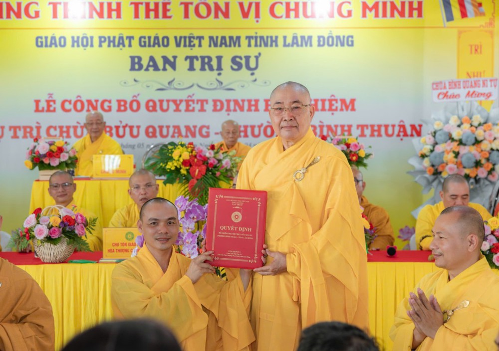 Lâm Đồng: Trang nghiêm lễ bổ nhiệm trụ trì chùa Bửu Quang