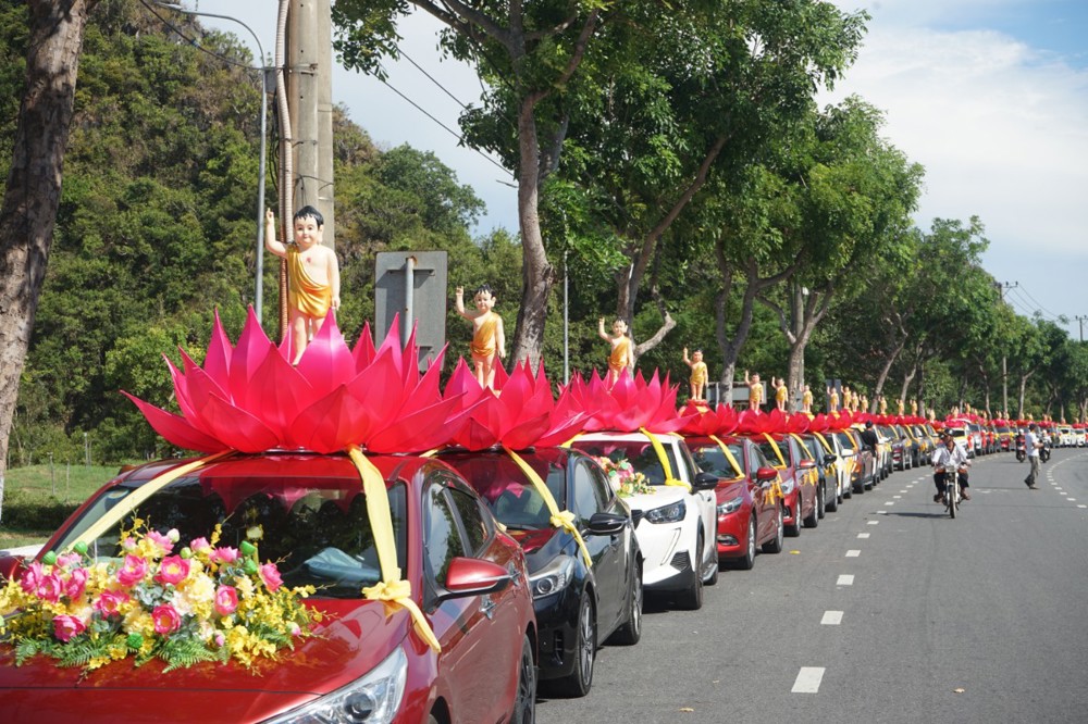 Đà Nẵng: Phật giáo phường Ngũ Hành Sơn trang nghiêm tổ chức lễ rước Phật
