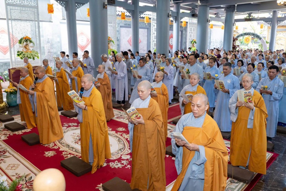 TP.HCM: Chùa Vạn Phước (P.Vũng Tàu) trang nghiêm tổ chức Đại lễ Phật đản Phật lịch 2570