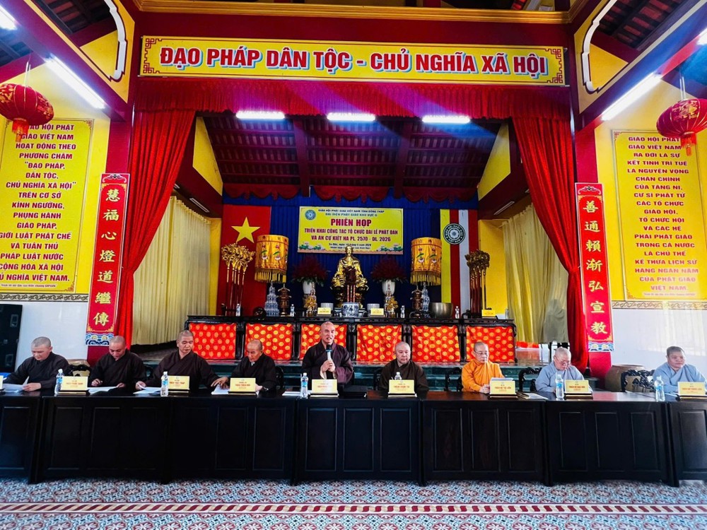 Đồng Tháp: Phật giáo khu vực II họp triển khai kế hoạch tổ chức Đại lễ Phật đản và An cư Kiết hạ PL.2570