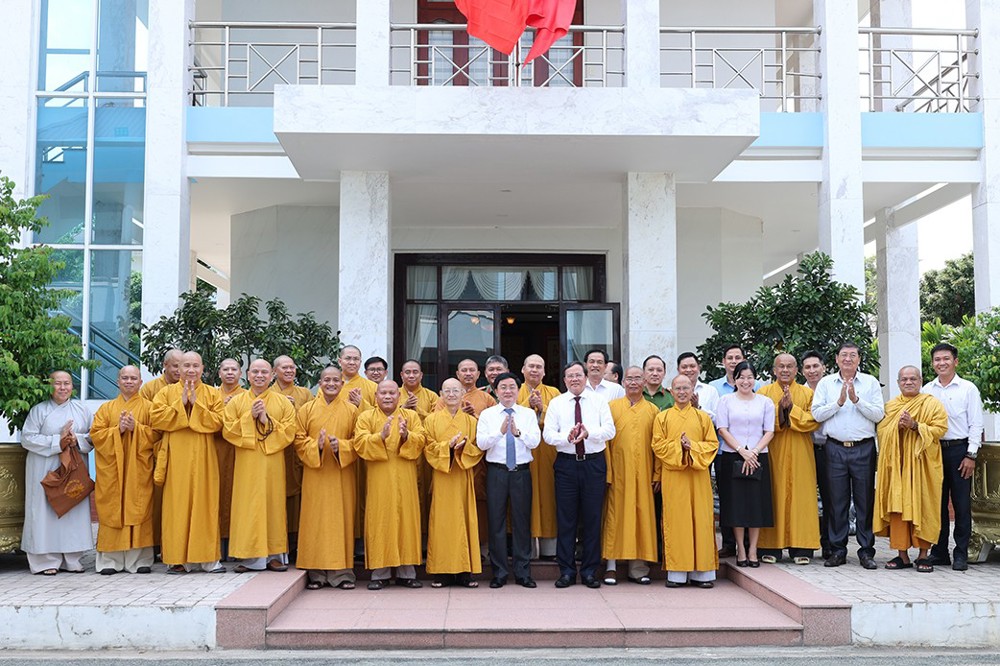 Tây Ninh: Tân Ban Trị sự GHPGVN tỉnh thăm và tri ân lãnh đạo Tỉnh ủy - HĐND - UBND - UBMTTQVN tỉnh