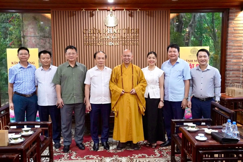 Bắc Ninh: Ban Tuyên giáo và Dân vận trung ương chúc mừng Phật đản PL.2570 - DL.2026 tại chùa Phật Tích