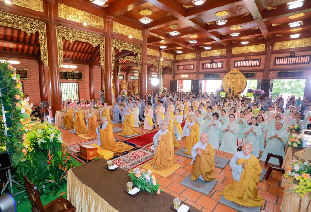 TP.HCM: Chùa Thiên Quang trang nghiêm cử hành Đại lễ Phật Đản PL.2570 