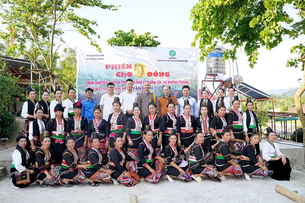 Điện Biên: “Phiên chợ 0 đồng” tại xã Mường Phăng, lan tỏa tinh thần từ bi mùa Phật đản