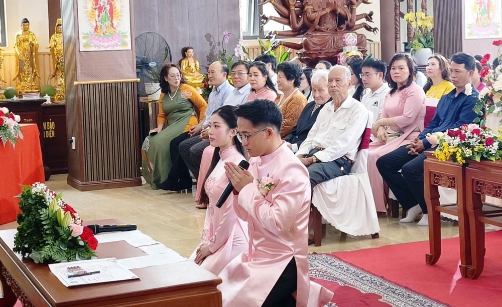 TP.HCM: Chùa Thiên Chánh tổ chức Lễ hằng thuận cho đôi Phật tử trẻ