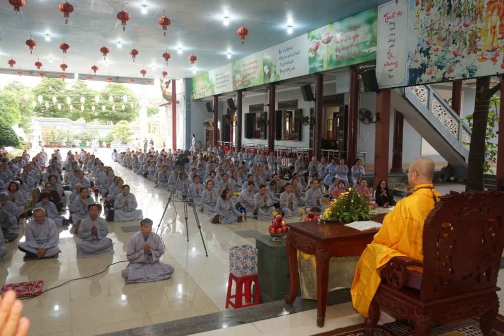 Đà Nẵng: Trọn vẹn niềm hỷ lạc trong khóa tu “Một ngày an lạc” tại chùa Bà Đa