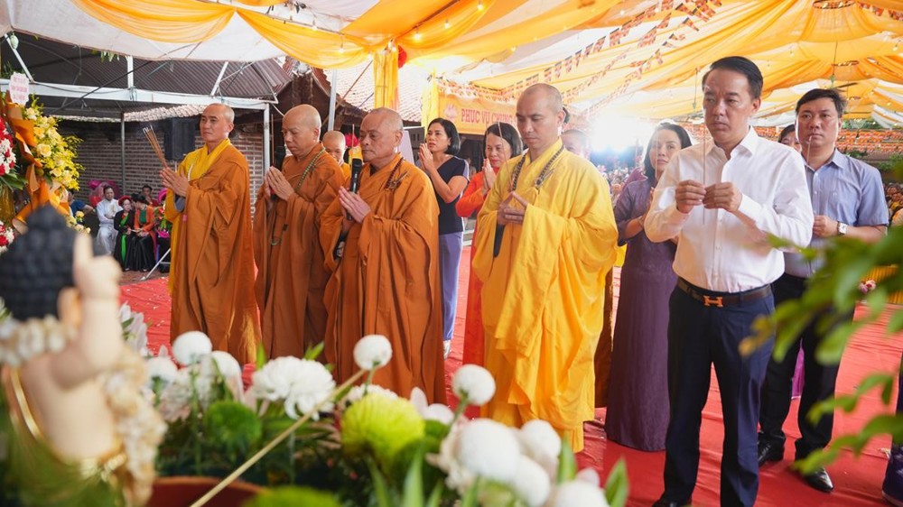 Ban Đại diện Phật giáo liên phường Thượng Cát long trọng tổ chức Đại lễ Phật đản PL.2570