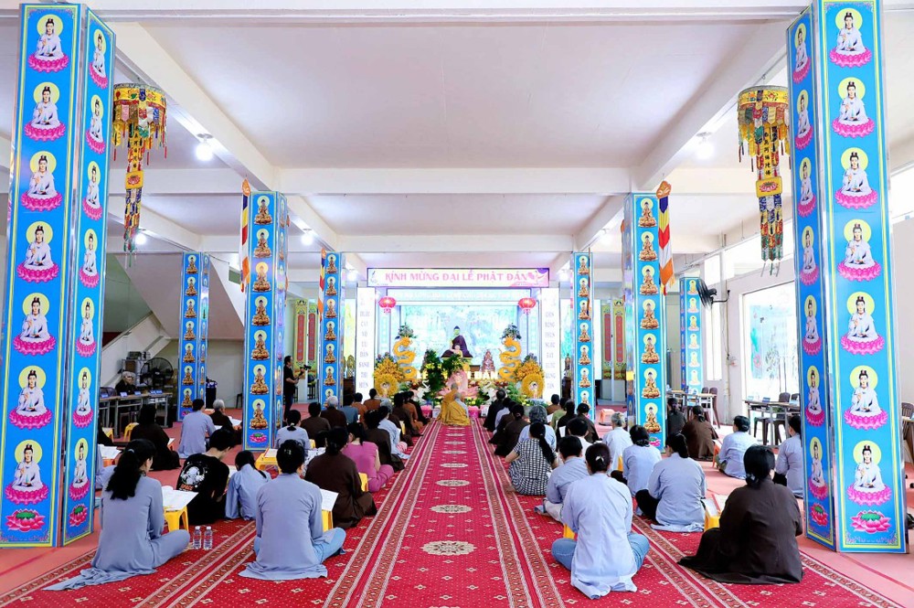 TP.HCM: Chùa Thiên Chơn hân hoan Kính mừng Đại lễ Phật đản