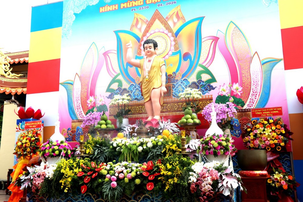 Vĩnh Long: Ban Trị sự GHPGVN khu vực Bến Tre trang nghiêm tổ chức Đại lễ Phật đản PL. 2570 – DL. 2026