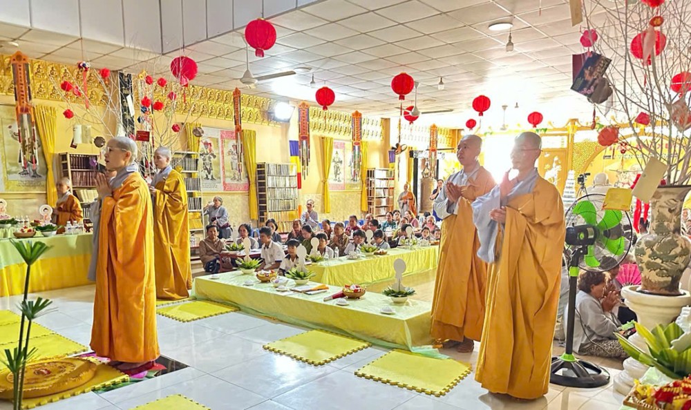 Tây Ninh: Khóa tu thiền trà “Ý nghĩa Bảy bước hoa sen” kính mừng Đại lễ Phật đản Phật lịch 2570