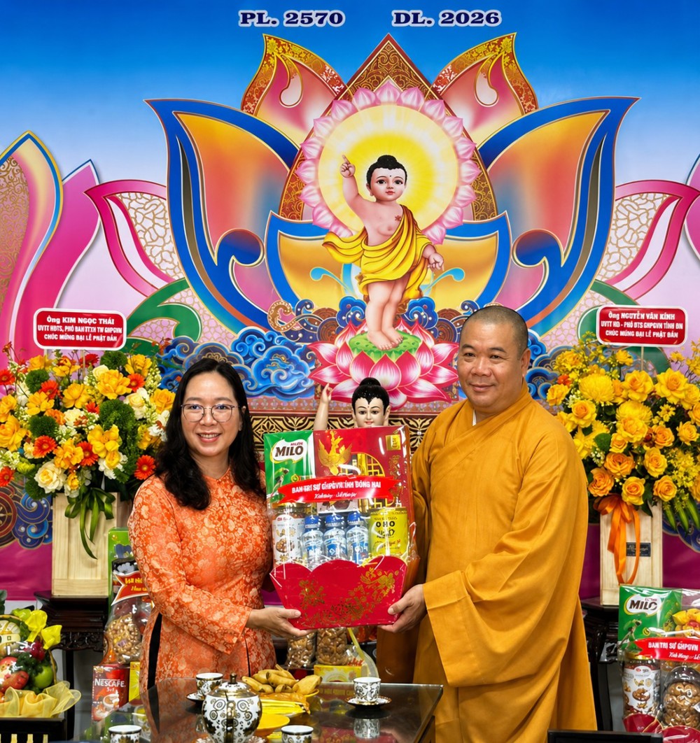 Vĩnh Long: Đoàn Ủy ban MTTQVN tỉnh, Ban Nội chính Tỉnh ủy và lãnh đạo phường An Hội thăm, chúc mừng Đại lễ Phật đản PL.2570 Ban Trị sự GHPGVN khu vực Bến Tre