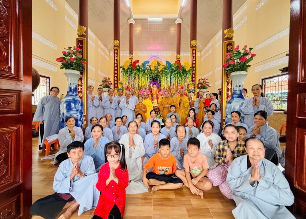 Vĩnh Long: Khu Di tích Quốc gia Chùa Tuyên Linh trang nghiêm cử hành lễ Tắm Phật kính mừng Đại lễ Phật Đản PL.2570 – DL.2026