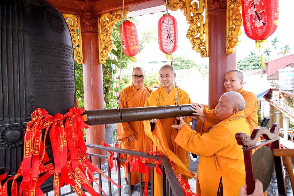 Ninh Bình: Chùa Trúc Lâm Đức Long trang nghiêm tổ chức Đại lễ Phật đản và khánh thành lầu chuông