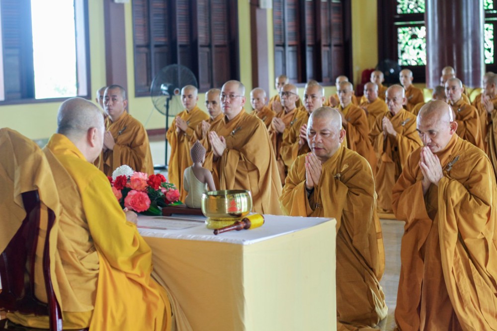 Lâm Đồng: Chư Tăng Điểm hạ Thiền viện Trúc Lâm Chánh Thiện tác pháp đối thú an cư Phật lịch 2570
