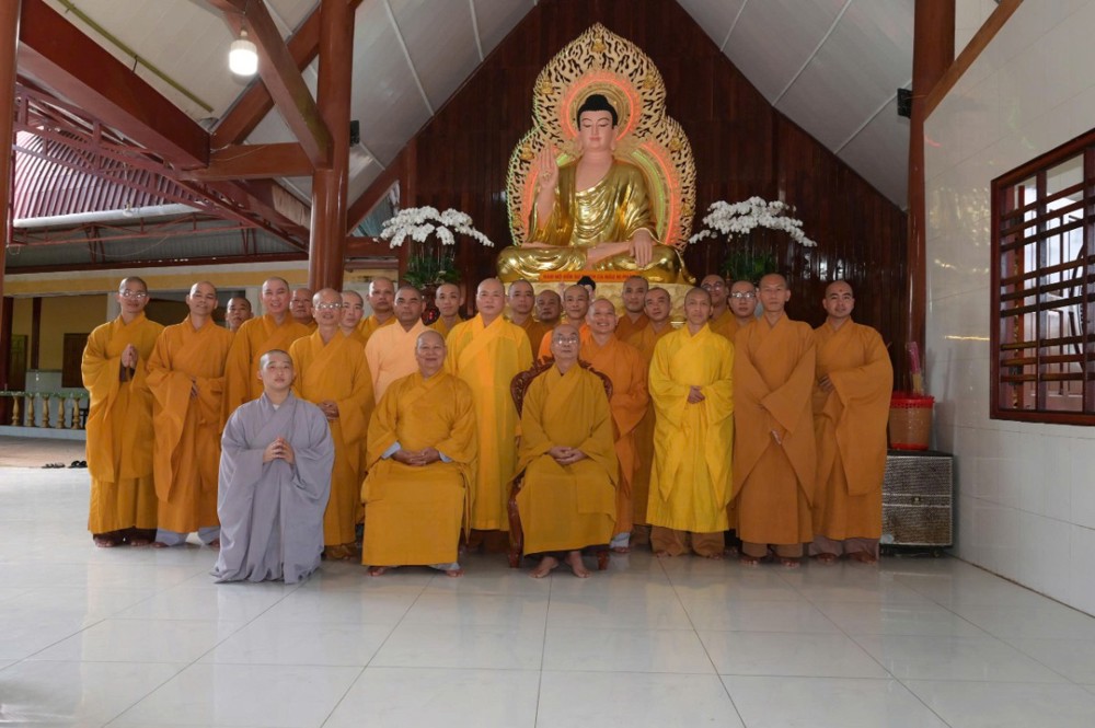 Vĩnh Long: Hòa thượng Thích Nhựt Tấn quang lâm sách tấn, nhấn mạnh vai trò của Giới luật đến với chư hành giả tại Hạ trường Chùa Vạn Phước