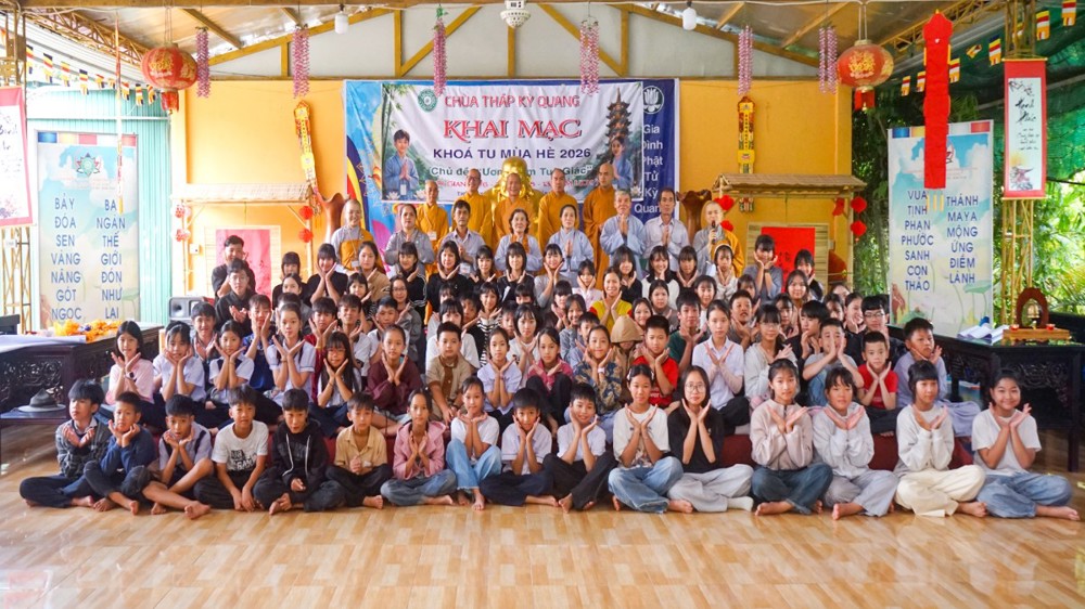 Quảng Ngãi: Chùa Tháp Kỳ Quang trang nghiêm khai mạc Khóa sinh hoạt Phật pháp mùa Hè với chủ đề “Ươm Mầm Tuệ Giác”