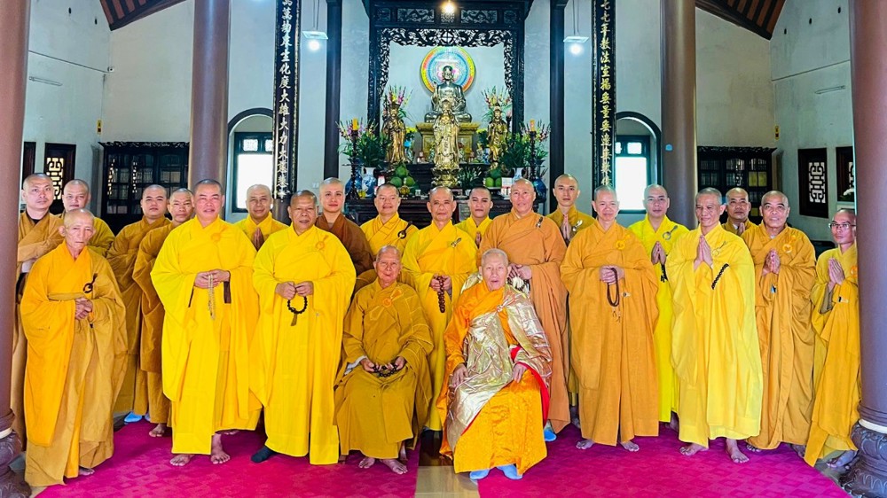 Quảng Ngãi: Chư Tăng trang nghiêm tác pháp An cư kiết hạ tại chùa Pháp Hóa và chùa Từ Quang