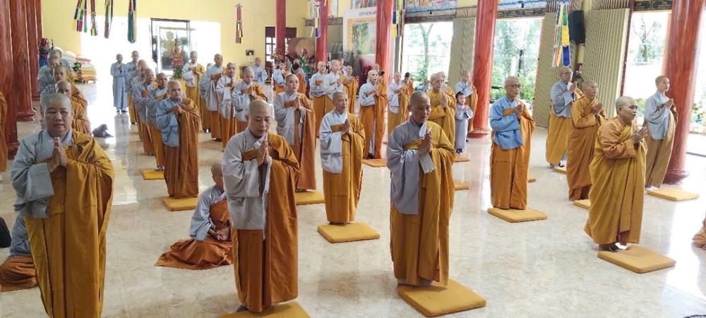 Cà Mau: Trường hạ chùa Kim Sơn trang nghiêm cử hành kỳ Bố-tát đầu tiên mùa An cư