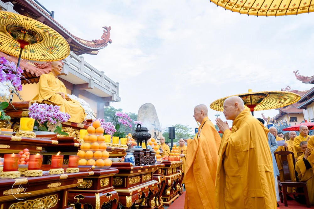 TP.HCM: Thành kính tưởng niệm 63 năm Bồ-tát Thích Quảng Đức vị pháp thiêu thân