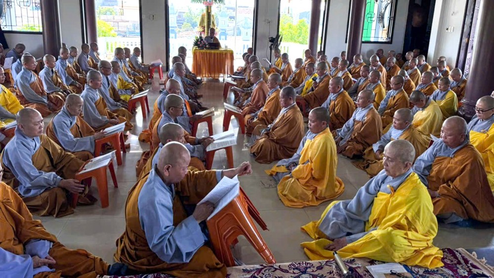 Quảng Ngãi: Hạ trường Ni giới tỉnh trang nghiêm tổ chức kỳ Bố-tát và Quá đường đầu tiên mùa An cư kiết hạ PL.2570 – DL.2026
