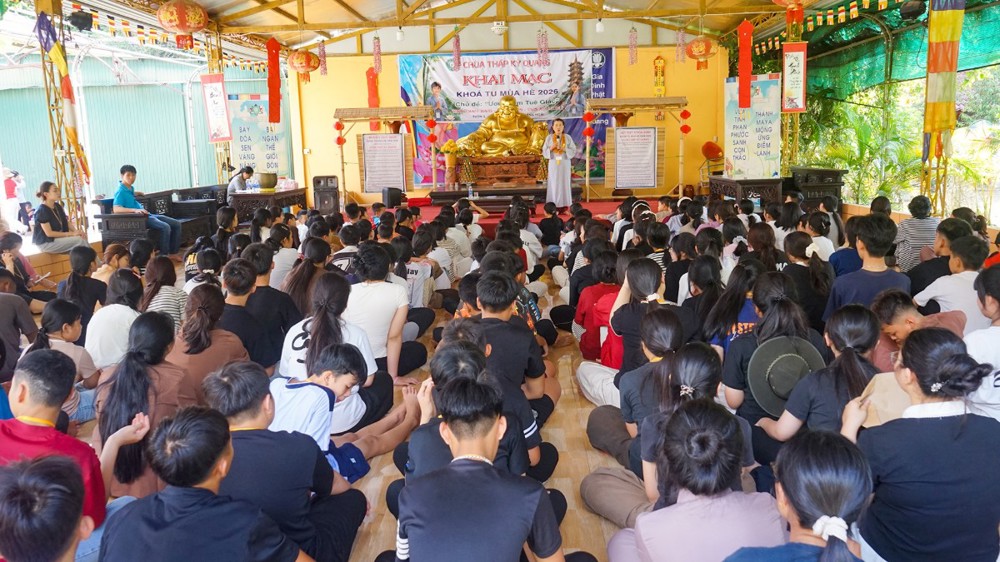 Quảng Ngãi: Chia sẻ “Học Đạo Để Vào Đời” tại Khóa sinh hoạt Phật pháp mùa Hè “Ươm Mầm Tuệ Giác”