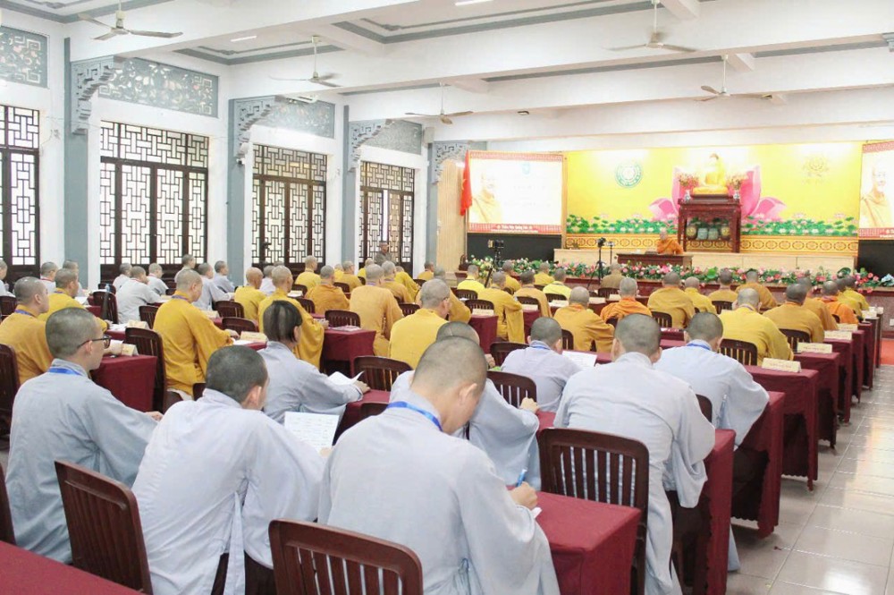 TP. Hồ Chí Minh: Hòa thượng Thích Bửu Chánh thuyết giảng tại khóa bồi dưỡng trụ trì 2026