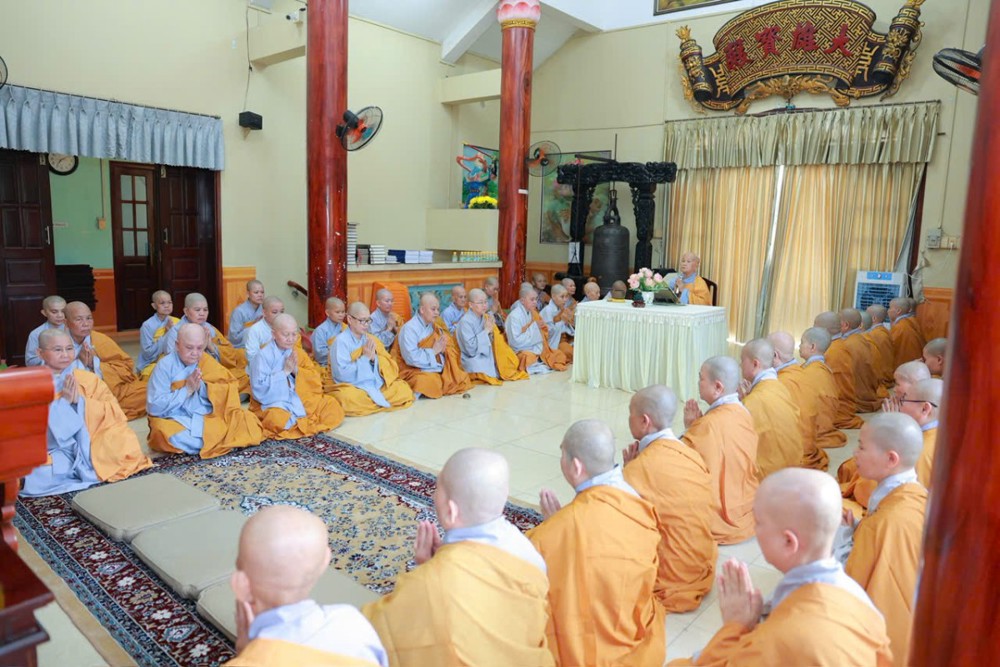 TP.HCM: 120 hành giả Ni tại Ni viện Phước Long tham dự kỳ Bố-tát định kỳ mùa An cư kiết hạ PL.2570