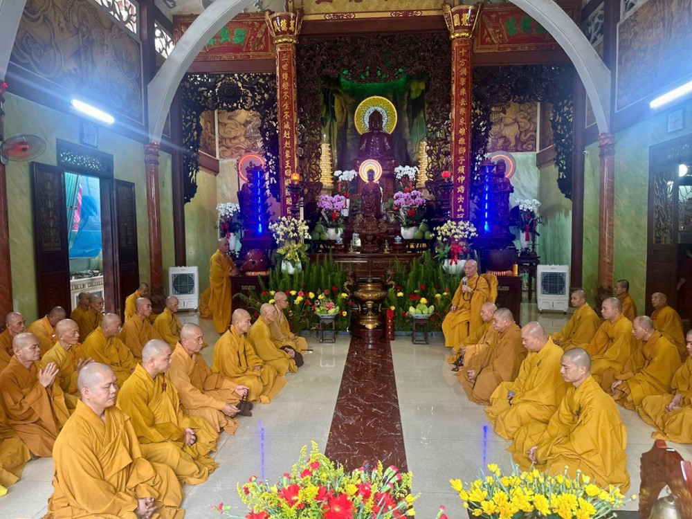 TP.HCM: Tăng Ni 03 phường Phú Nhuận, Đức Nhuận và Cầu Kiệu trang nghiêm cử hành lễ Bố-tát kỳ thứ 2