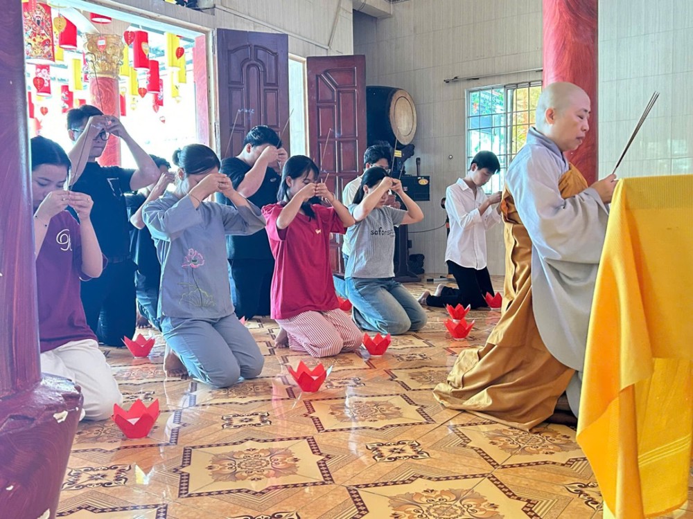Cà Mau: Chùa Vạn Phước tổ chức lễ cầu nguyện trước mùa thi năm 2026