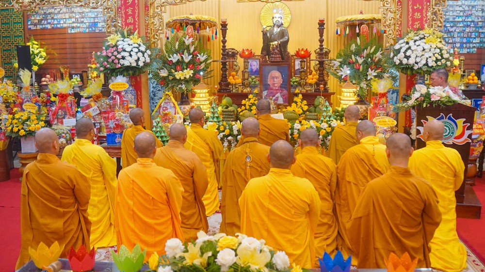 Quảng Ngãi: Chùa Huệ Hương trang nghiêm lễ húy kỵ lần thứ 52 cố Hòa thượng Tăng cang Thích Từ Vân