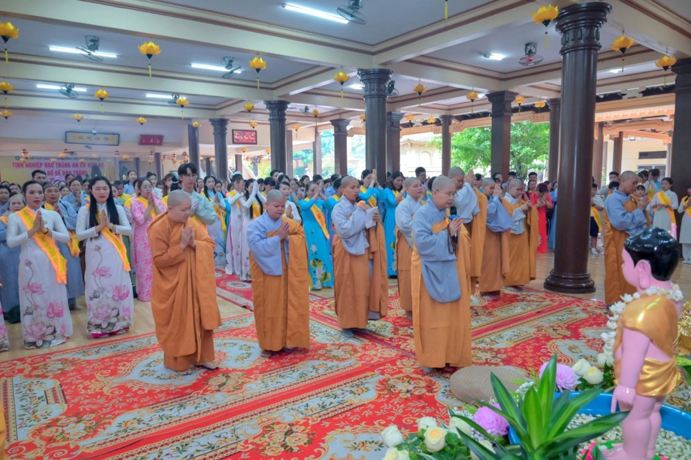 TP. Hồ Chí Minh: Chùa Bồ Đề Đạo Tràng trang nghiêm cử hành Đại lễ Phật Đản PL.2570 - DL.2026