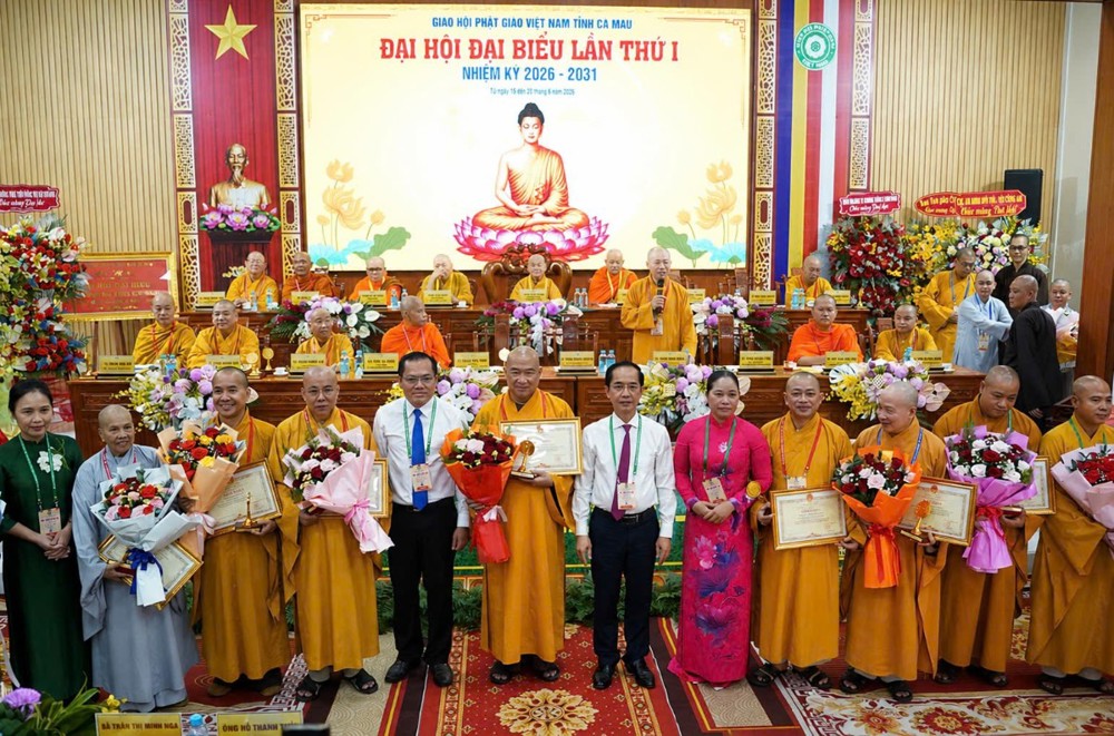 Cà Mau: Giáo hội Phật giáo Việt Nam hỗ trợ xây dựng 24 công trình vệ sinh học đường vùng sâu, vùng xa