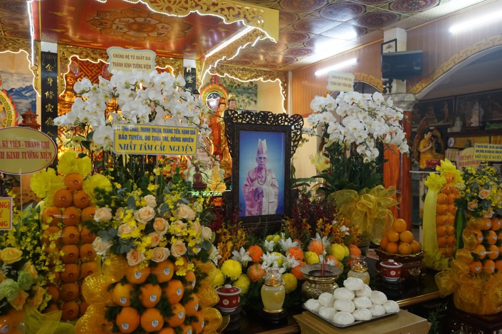 Đà Nẵng: Lễ húy nhật Cố Hòa thượng Thích Từ Hoa tại chùa Thuận Thành