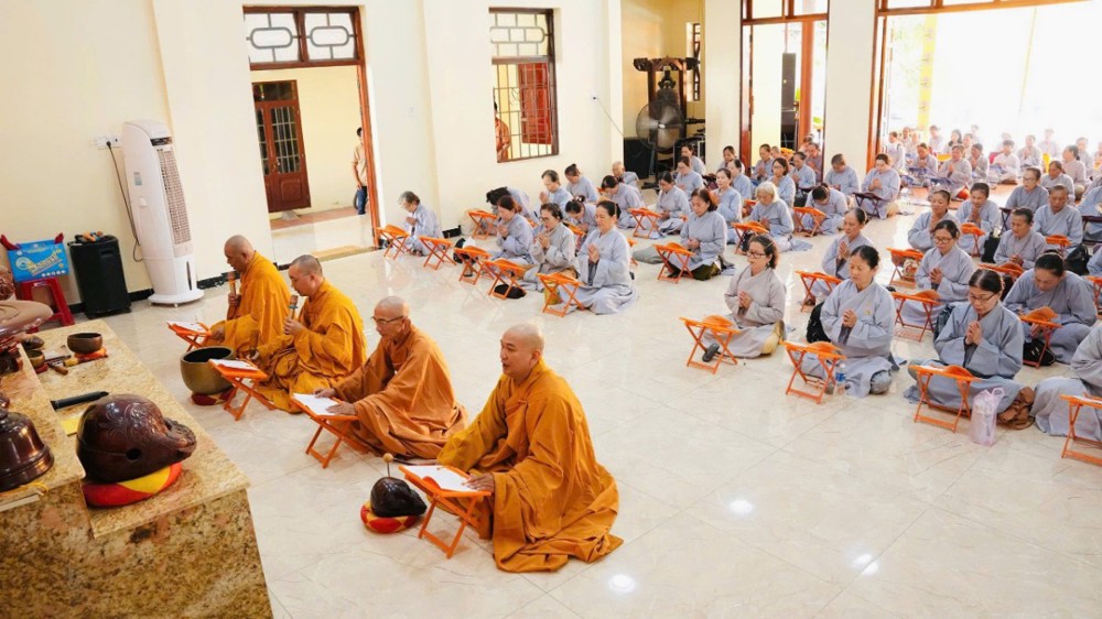 Khánh Hòa: Khóa tu "Thực hành lời Phật dạy - Thiết lập an lạc hiện tại" lần 7 do Đạo tràng Thiện Đạo tổ chức tại chùa Long Sơn